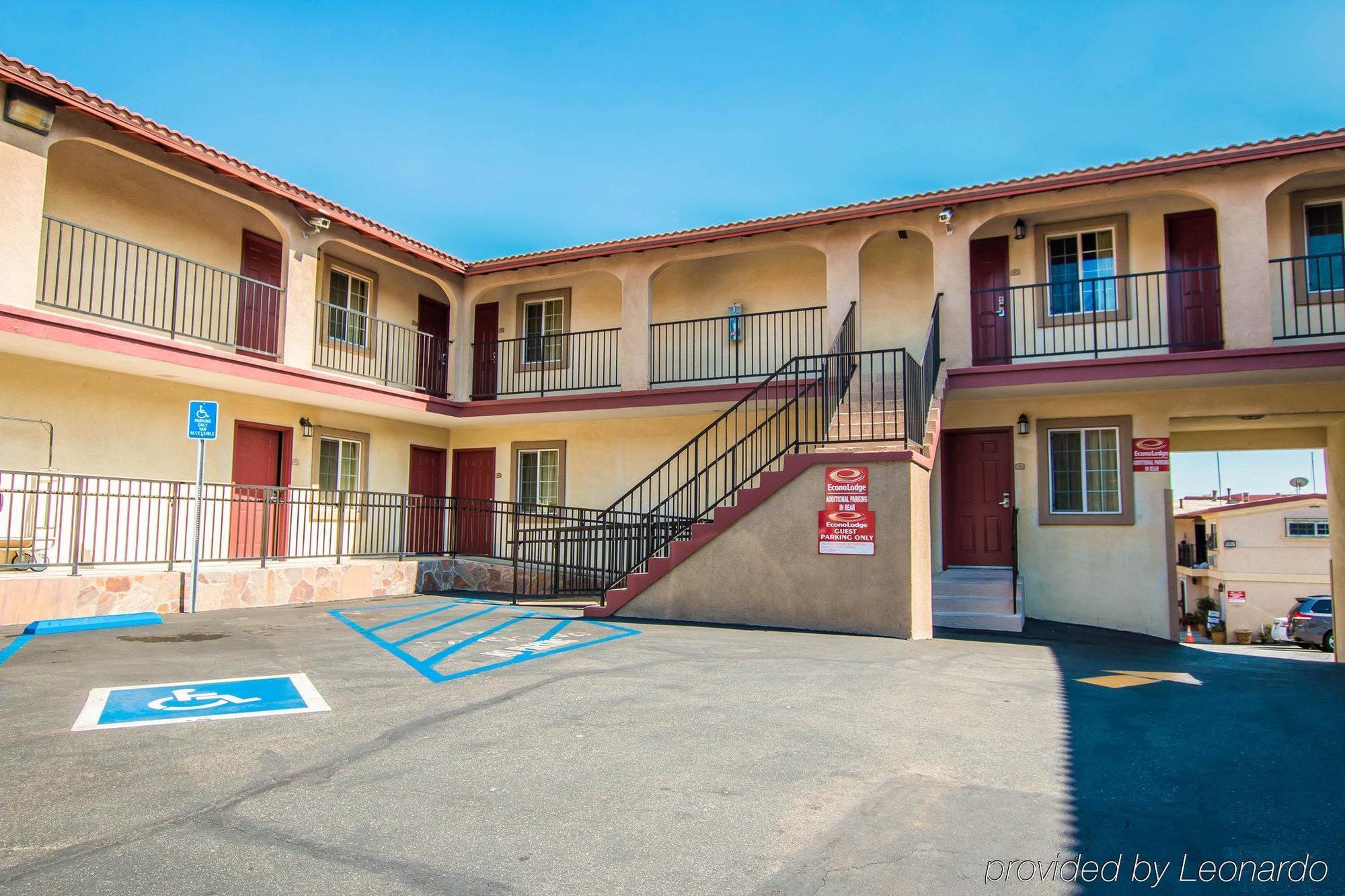 Econo Lodge Long Beach I-405 Extérieur photo